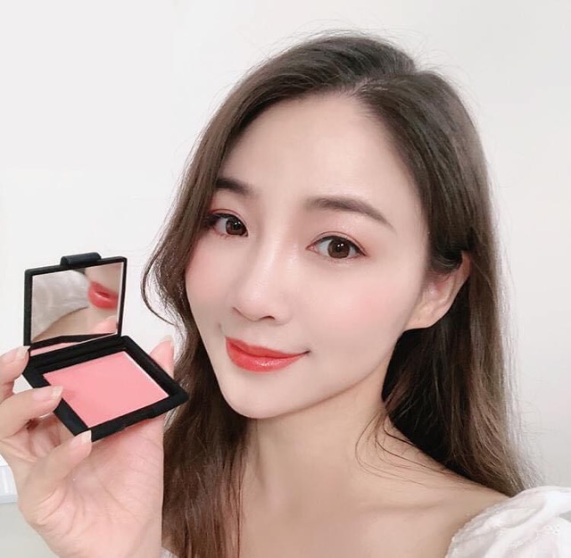 Phấn má hồng Nars màu Orgasm fullsize, fullbox , date xa 2023