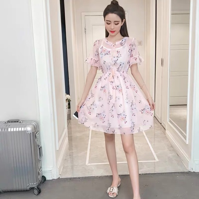 Váy tiểu thư bánh bèo