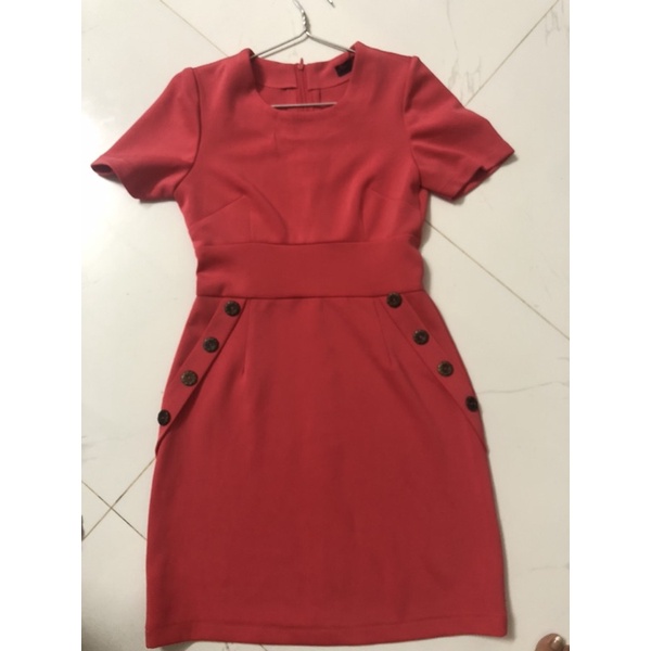 đầm body phối nút(thanh lý cá nhân)
