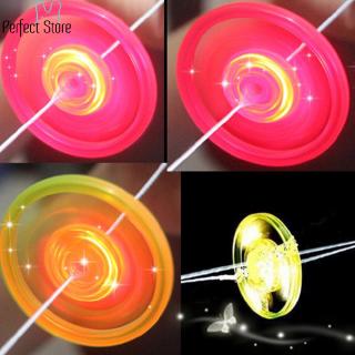 Con Quay Kéo Đồ Chơi Có Đèn LED Thiết Kế Độc Đáo