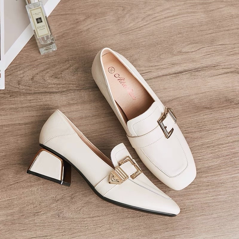 Giày 5 phân khuy bạc nhỏ