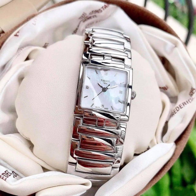 Đồng hồ nữ Tissot 1853 T-Evocation T051.310.11.116.00 30mm Swiss Made, mặt khảm trai, đính kim cương, kính Sapphire