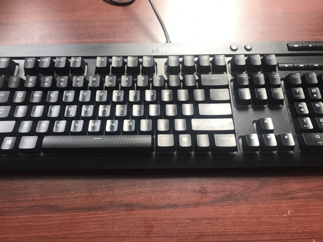 Bàn phím cơ Corsair K68 (Chính hãng)‼️