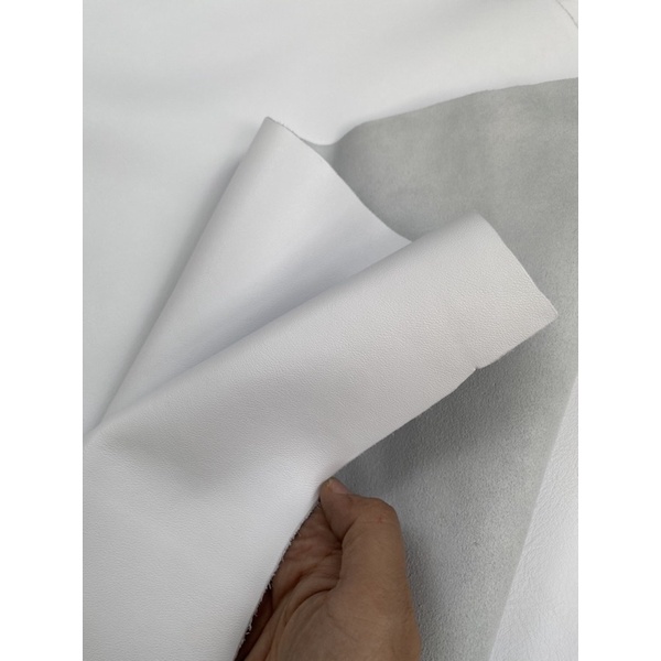 Da bò nappa trắng