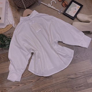 Áo sơ mi tay lửng xếp ly eo