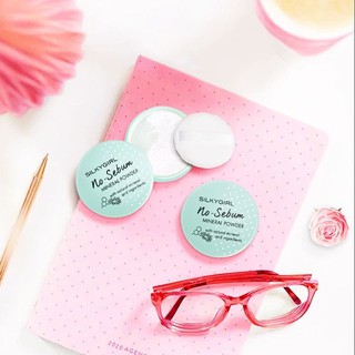 Phấn Phủ Kiềm Dầu BB Silky Girl Magic BB Oil Control 8g