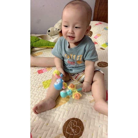 ĐỒ CHƠI XÚC XẮC LỤC LẠC ĐÔRÊMON CHO BÉ