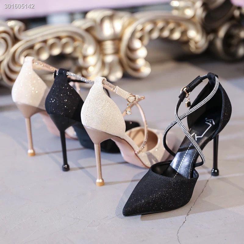 2023Giày cao gót mũi nhọn phối khóa cài thời trang mùa hè độc đáo dành cho bạn nữ