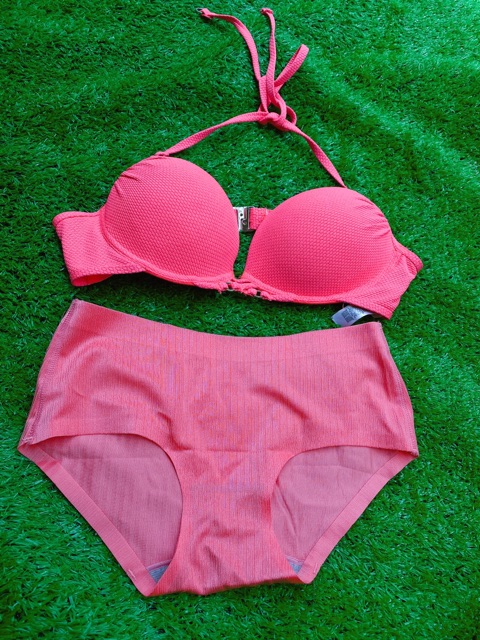 Bikini màu hồng cổ cột dây sexy 2 mảnh