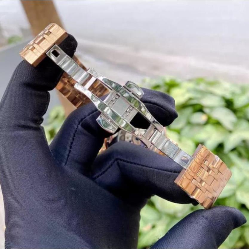 Đồng hồ Nam máy nhật, mẫu 3 kim mặt số đính đá, mặt xanh viền vàng,dòng cơ Automatic size 40mm , Đồng hồ thật giá trị th