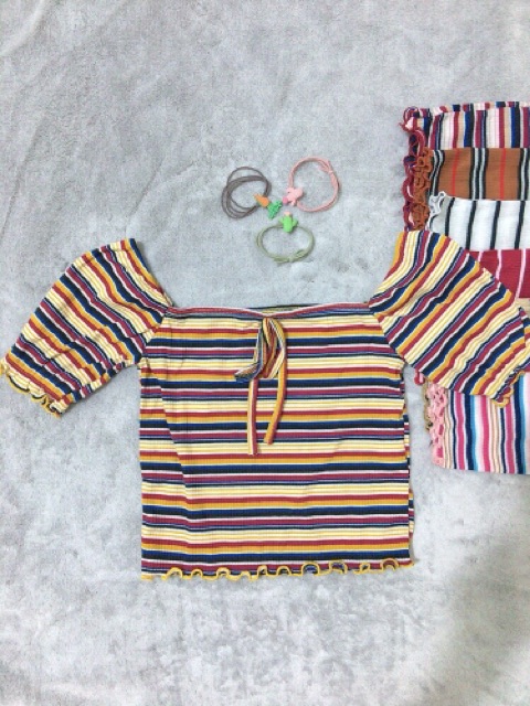 Áo croptop kẻ sọc