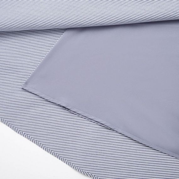 Váy UNIQLO kẻ sọc xanh blue