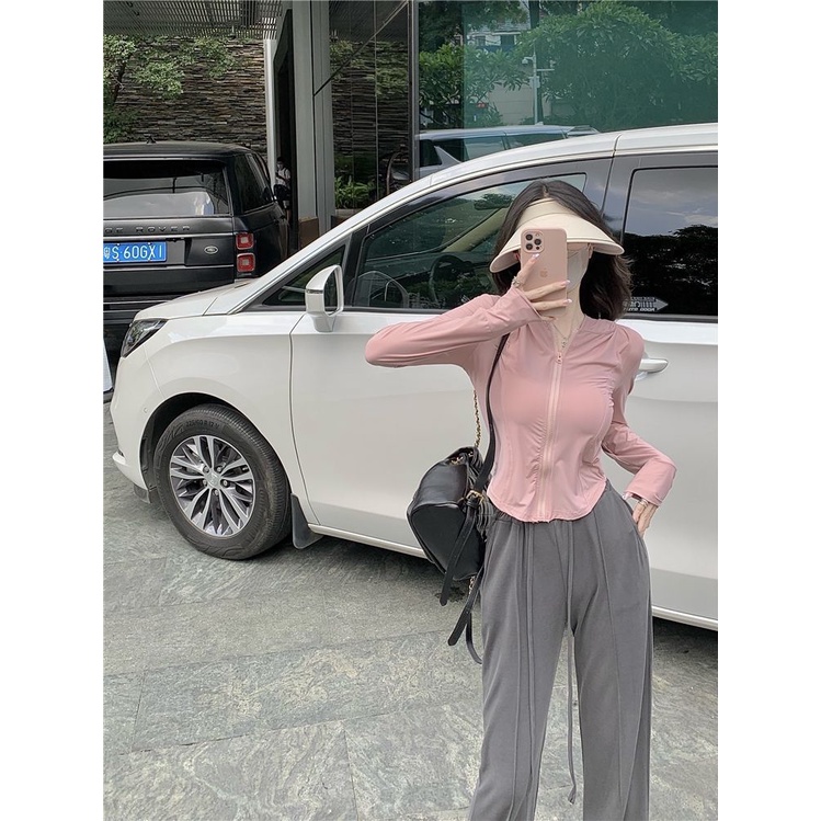 Set đồ COZOKC gồm áo thun tay dài dáng ôm và quần ống rộng thời trang cho nữ