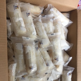 Bánh sữa chua moranca hộp đỏ (thay đổi mẫu mã nhưng chất lượng bánh vẫn như cũ) 270k/thùng 2kg 90-95 cái
