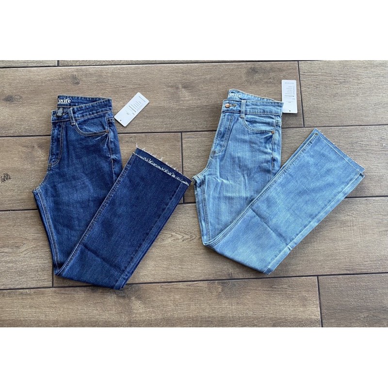 quần jeans ống đứng lai cắt