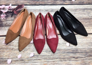 Charles and Keith 3cm lưỡi gà mũi nhọn