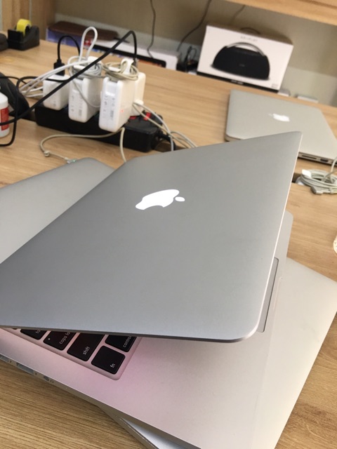 Máy tính Macbook Pro Retina 13 inch 2015