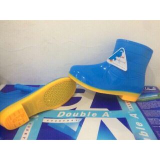 ỦNG NGẮN ĐI MƯA, LÀM VƯỜN