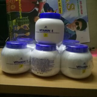 Combo 6 hủ kem Vitamin E Thái Lan