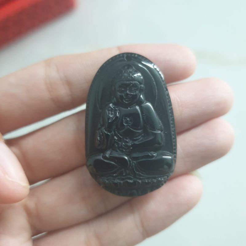 Phật bản mệnh đá thach anh