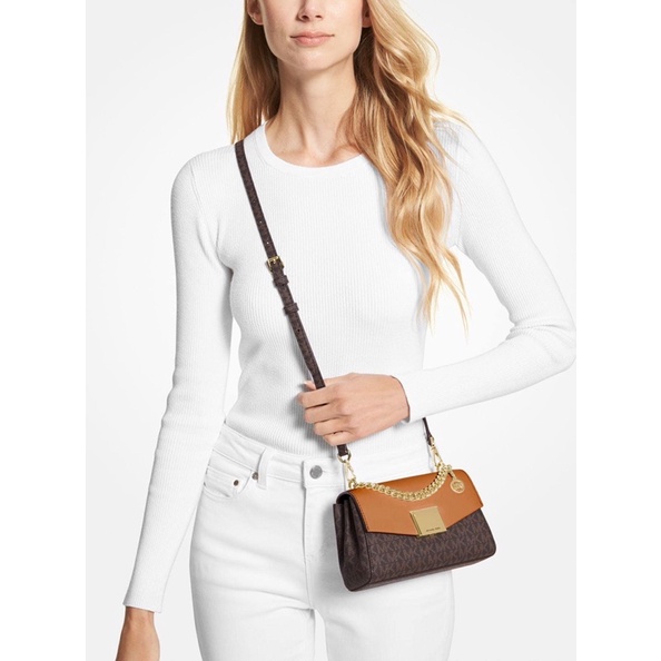 Túi đeo chéo nữ michael kors