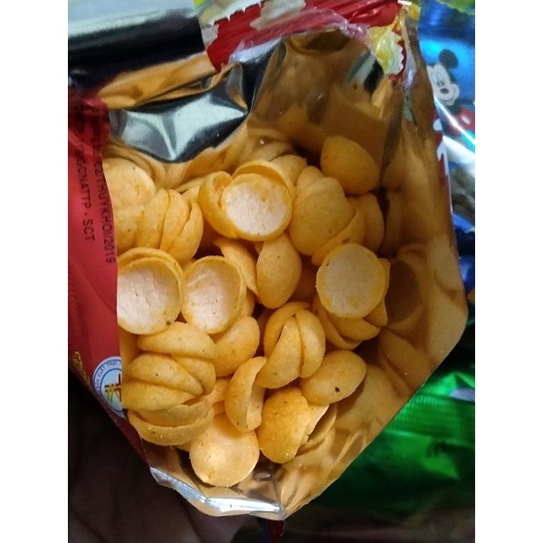 Bịch 60 gói bánh snack QQ thơm ngon cay cay