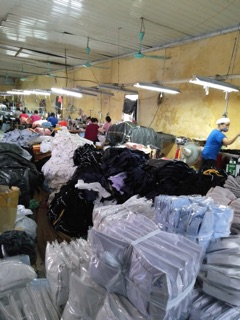 Áo Sơ Mi chấm bi Nam kiểu dáng công sở