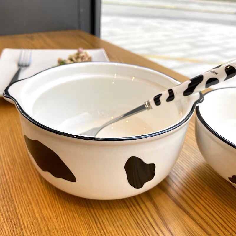 Bát sứ 2 trong 1 hình bò sữa đáng yêu, tô úp mì