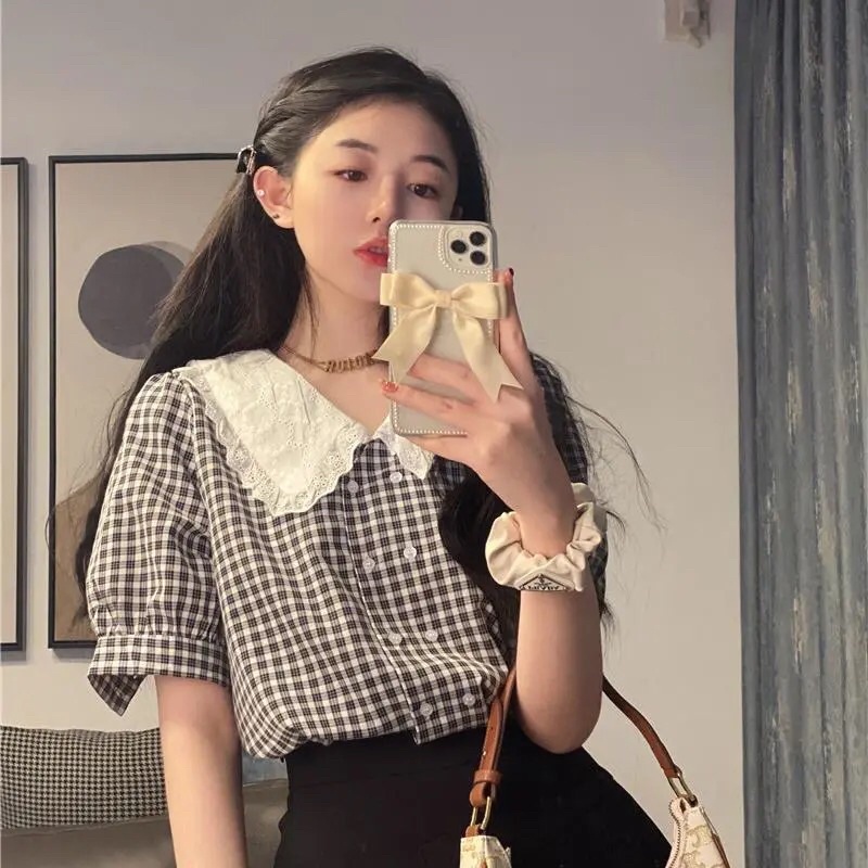 ÁO SƠ MI KẺ CARO ĐEN CỔ BÈO CHẤT KHÔNG NHĂN