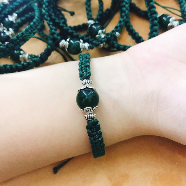 Vòng đá tự nhiên