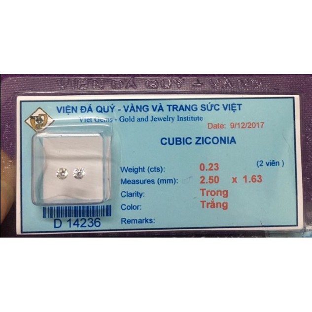 Kim cương nhân tạo chân nhọn Thụy Sĩ đóng vỉ 2 viên