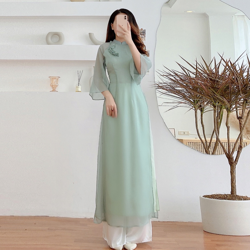 Áo dài cách tân đính hoa ngực thiết kế chính hãng GIIAN, áo dài nữ bốn tà tay loe nữ tính G-AD272