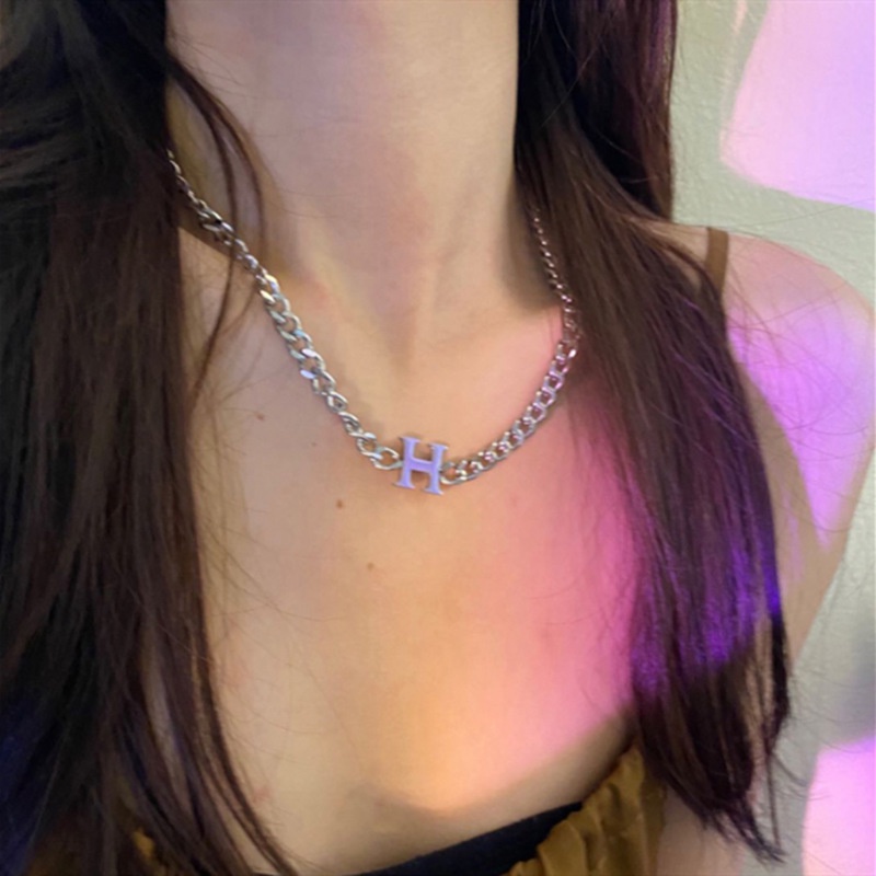 Vòng cổ Thép Titan Dày Không Phai Chữ H Phong Cách Hip hop Đường Phố Âu Mỹ Thời Trang Mùa Hè Mới Cho Nữ