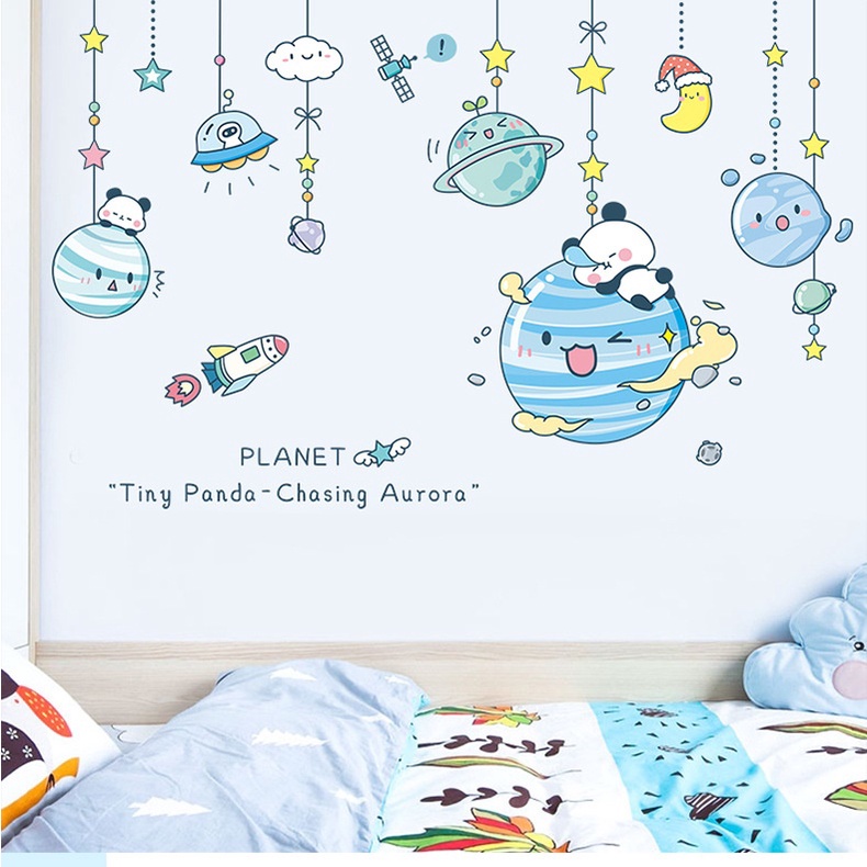 Decal dán tường QUẢ CẦU XANH TREO TƯỜNG - Trang trí phòng bé