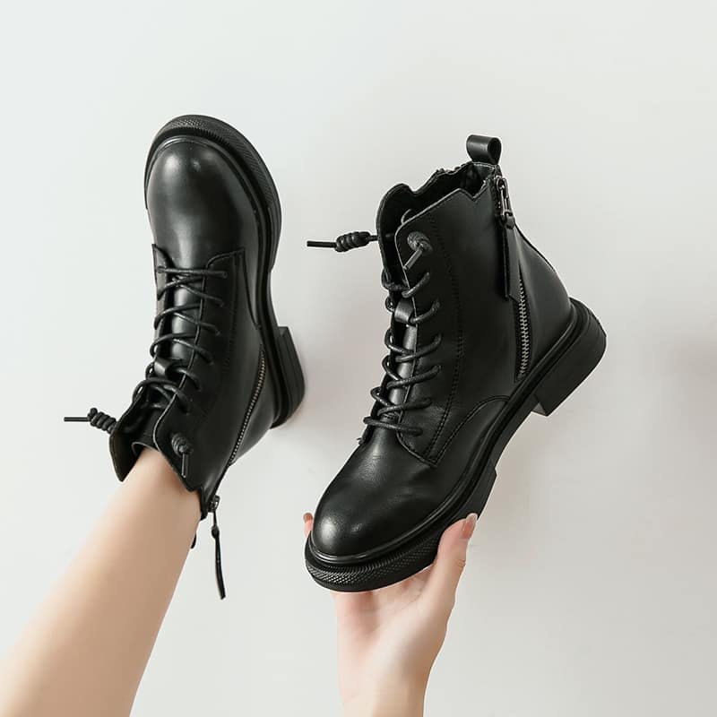 Giày Boot Thời Trang Nữ Khóa Sườn Chéo Đế Bằng Cổ Cao Style Ulzzang | BigBuy360 - bigbuy360.vn