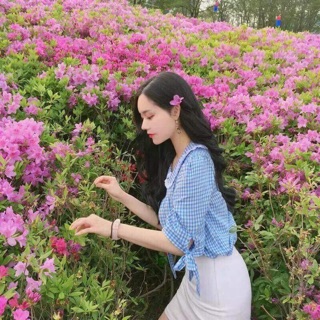 Sơ mi kẻ xanh Hàn xẻng