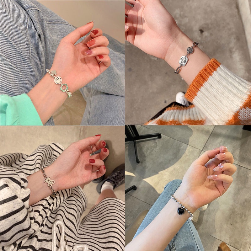 Ahellogirl Vòng Tay Kim Loại Mặt Hình Hoàng Tử Nhỏ Phong Cách Cổ Điển Cho Nữ