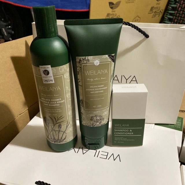 Bộ Gội Xả Gừng thuốc bắc Hà Thủ Ô tặng sét mini