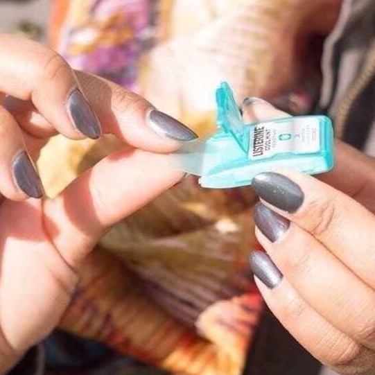 Miếng Ngậm Thơm Miệng Listerine Pocketpaks Freshburst 72 miếng