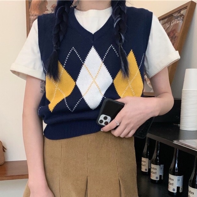 Áo Gile Len Cộc Tay Dáng Croptop Kẻ Hình Thoi Phong Cách Hàn Quốc