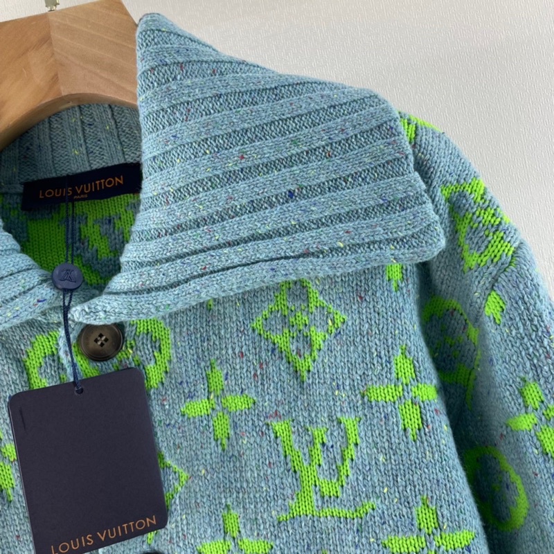 Áo cardigan len dày dáng rộng có cổ thương hiệu Louis Vuitton LV cao cấp