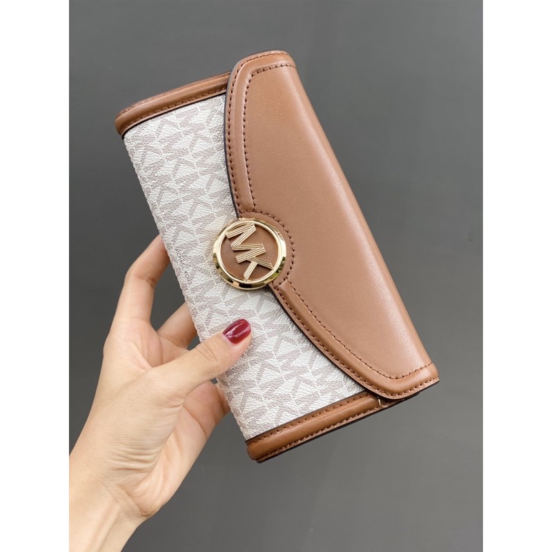 Ví Michael Kors chính hãng