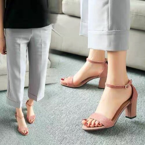 Giày sandal cao gót trụ 6 phân quai ngang da lộn dáng Basic