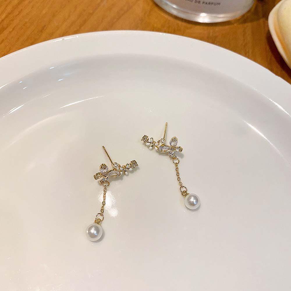 Bông Tai Dáng Dài Hình Hoa Và Bướm Thanh Lịch Cho Nữ