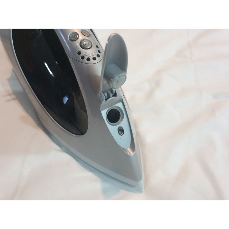 Bàn là nội địa nhật, loại có dây, điện 100v