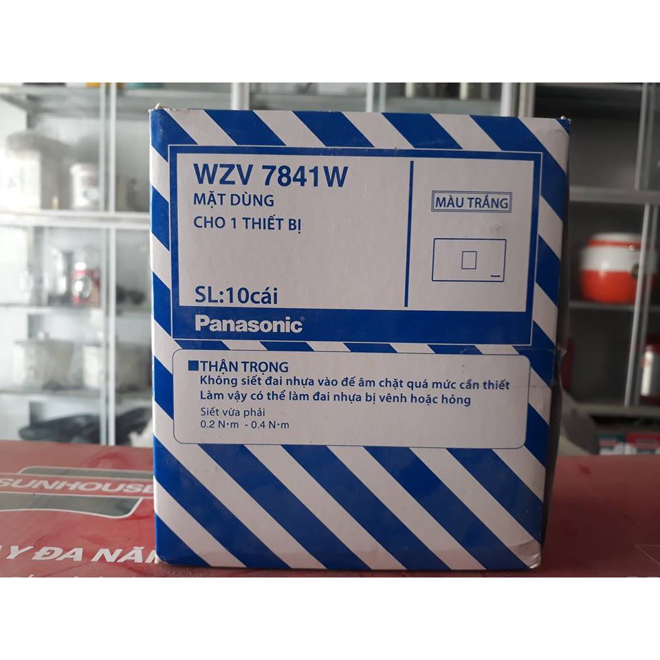 Mặt 1 Panasonic WZV7841W(1 cái) ( Chính Hãng )