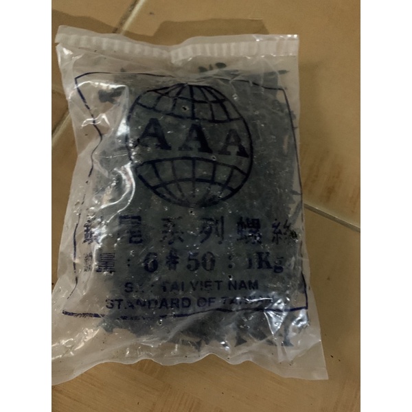 Vít đen thạch cao bắt gỗ,… đầu bằng, trơn dễ bắt, dài 1,5cm-5cm.