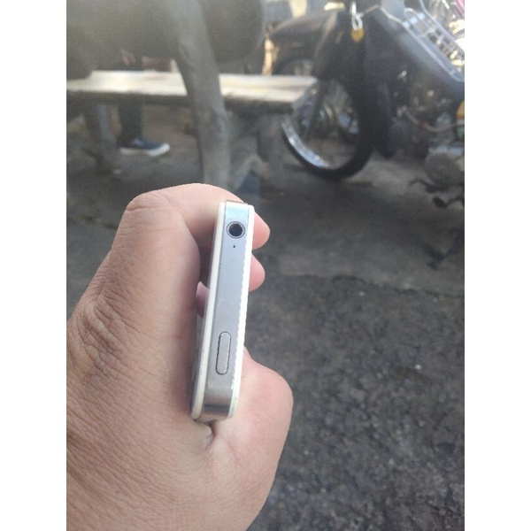 Điện thoại iPhone 4S quốc tế (BH 6 tháng cảm kết 1 đổi 1 nếu xảy ra lỗi) | BigBuy360 - bigbuy360.vn
