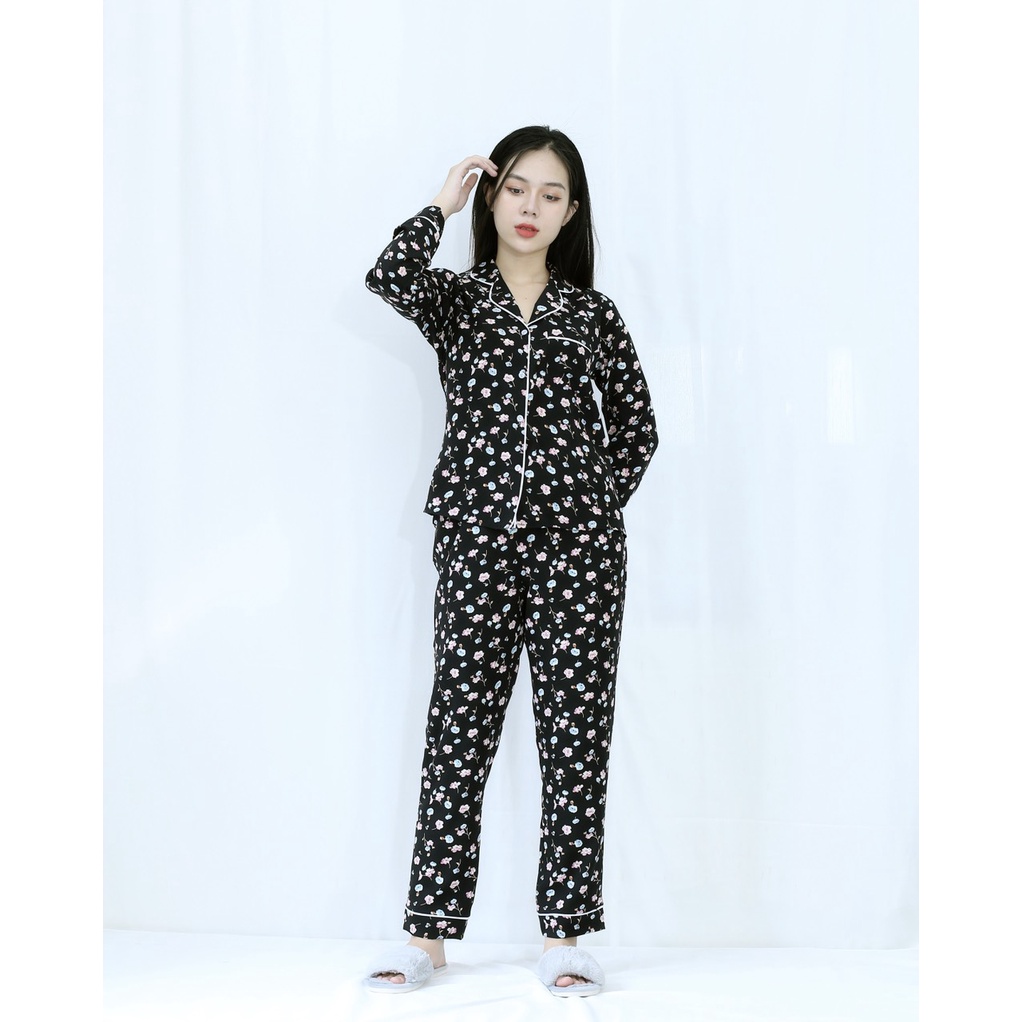 Bộ đồ Pijama Quần dài tay dài vải lụa cao cấp NỀN ĐEN HOA NHÍ  siêu sang chảnh - Thể Hiện Sự Hoàn Mỹ