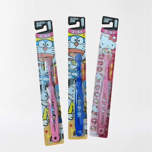 Bàn Chải Đánh Răng Ebisu Doreamon và Hello Kitty Nhật Bản Cho Bé 2-6 Tuổi